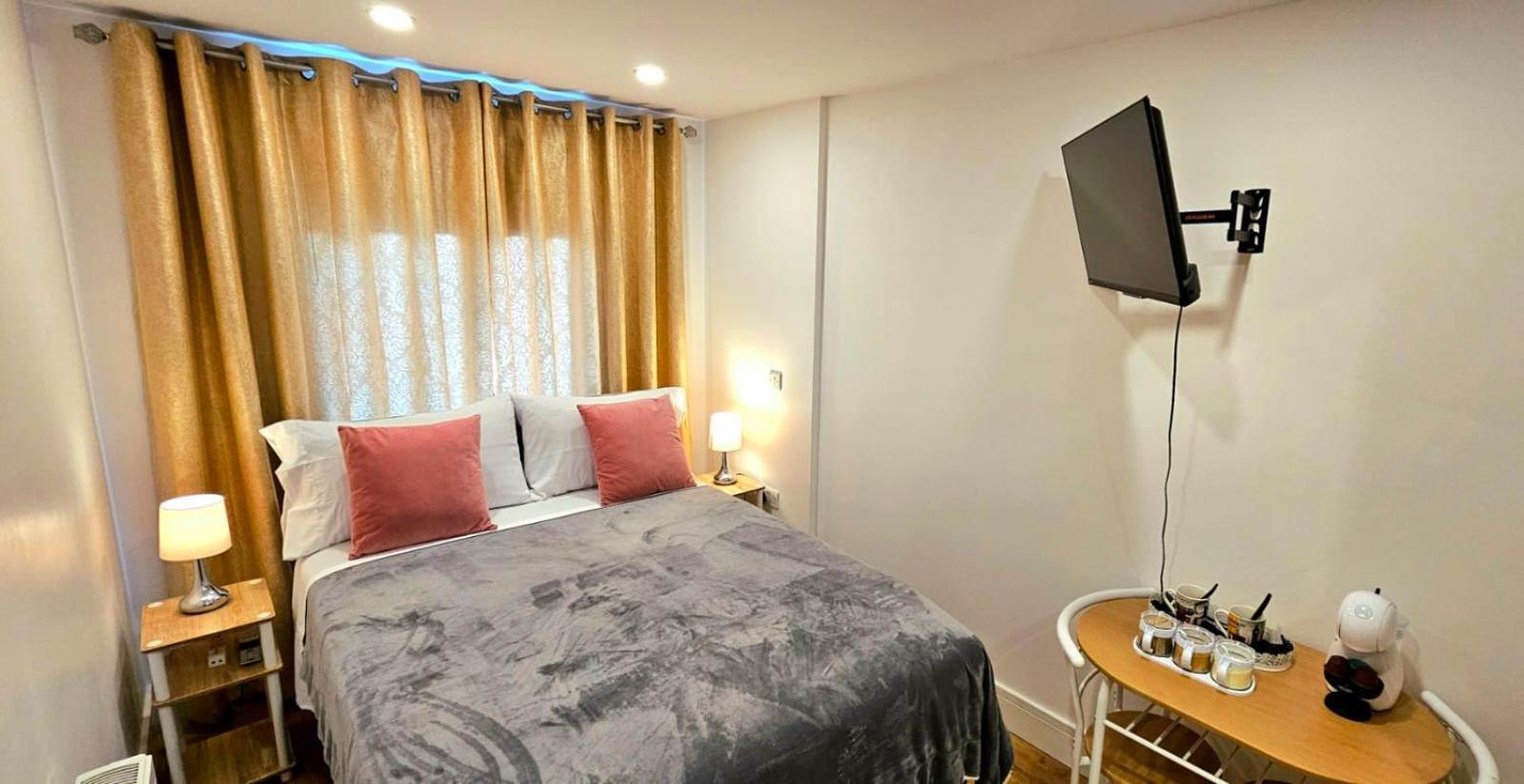 Claire Double Room London Ngoại thất bức ảnh